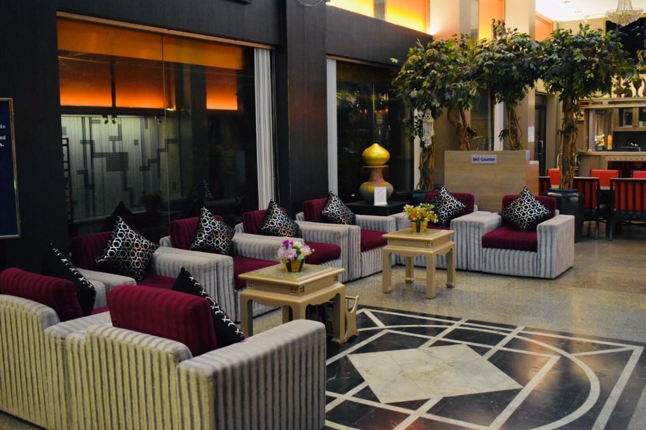 Royal Asia Lodge Sukhumvit Бангкок Экстерьер фото