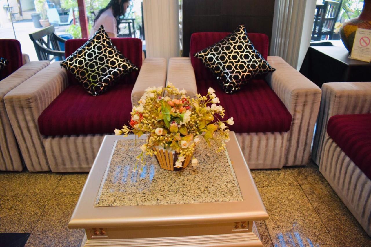 Royal Asia Lodge Sukhumvit Бангкок Экстерьер фото